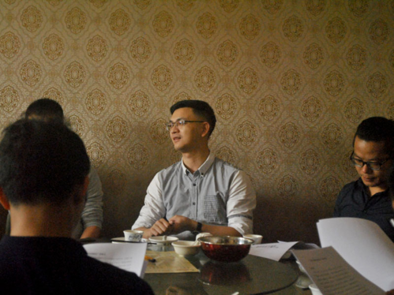 会长宋俊文就议题提出意见