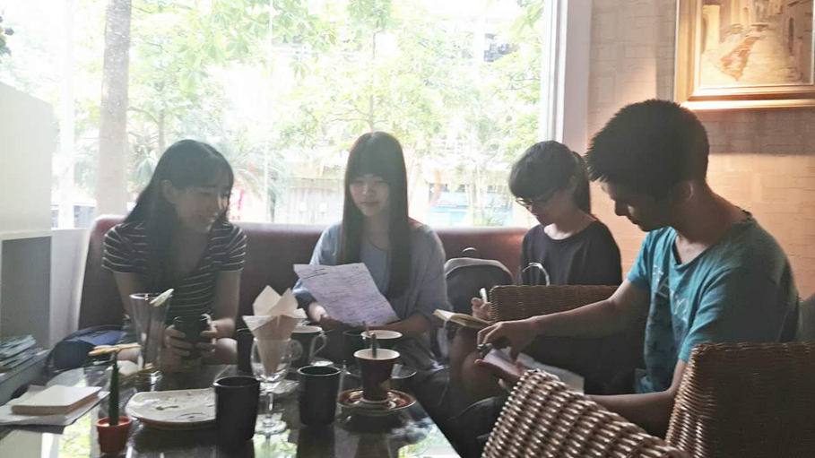 易佩红接受采访